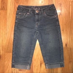 LEVI’S SHORTS / CAPRI JEANS